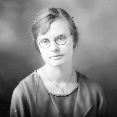 PHILLIPS, Zella
