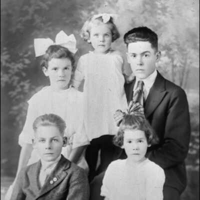 STEAD, Tom Family
