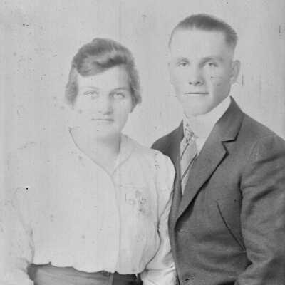 MOFFETT, Lawrence Family