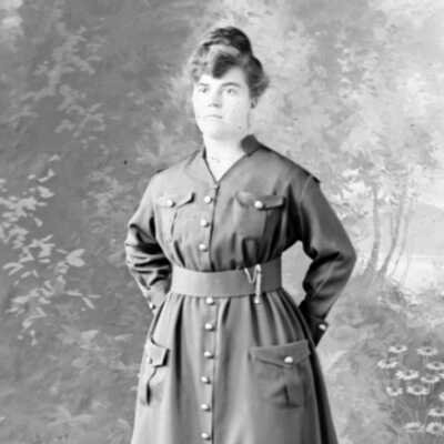 SCHULLER, Bertha
