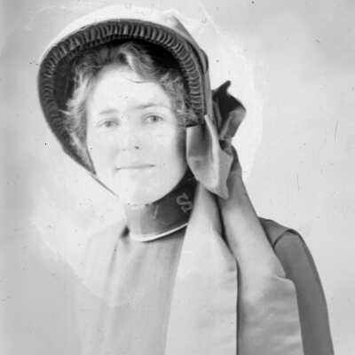UNKNOWN Woman