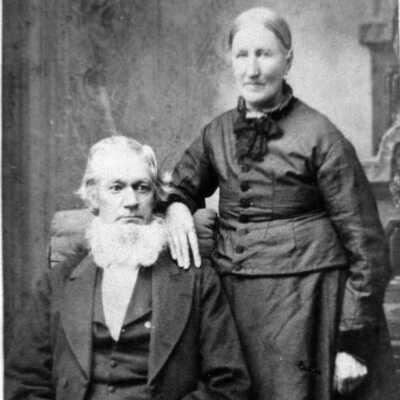 Tucker, Merchant