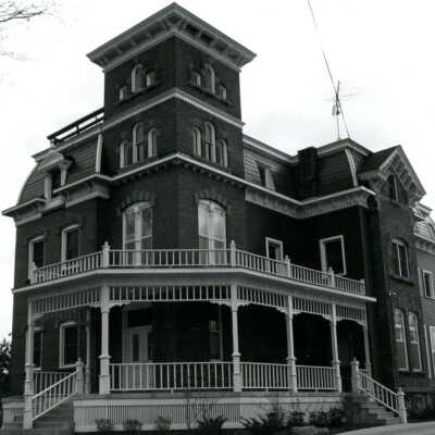 Emmons House