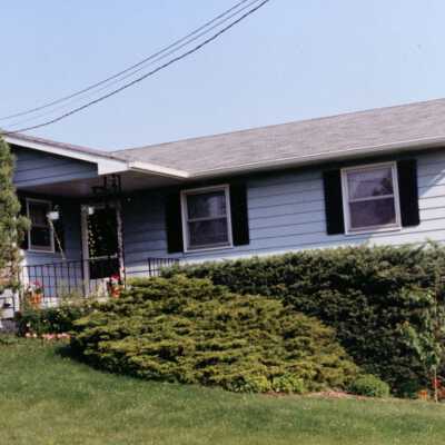 407 E. Herbison