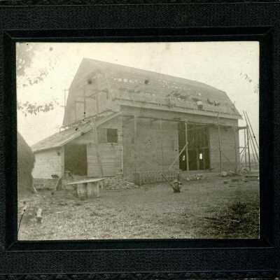 Unidentified barn