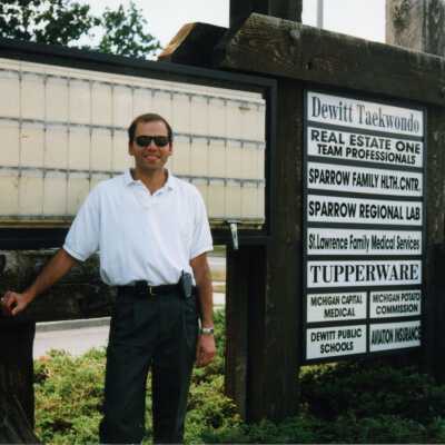 Schavey Road Shopping Center