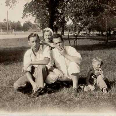 Viges Family