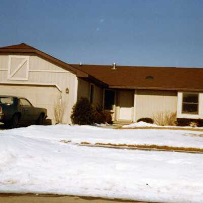 Amesbury Drive 812-824