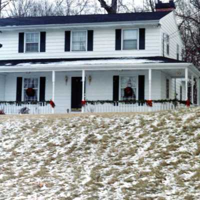 1015 E. Geneva
