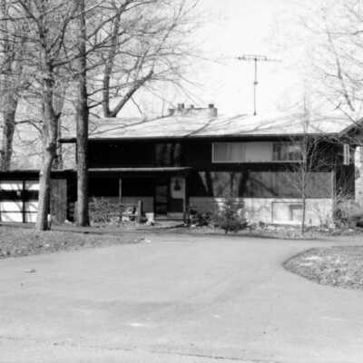1016 E. Geneva