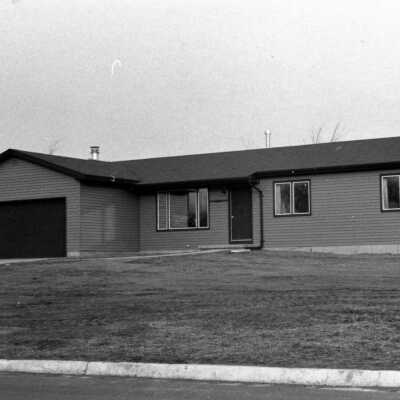 Geneva Drive East 705-808