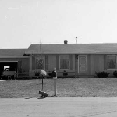 1045 Mora Circle
