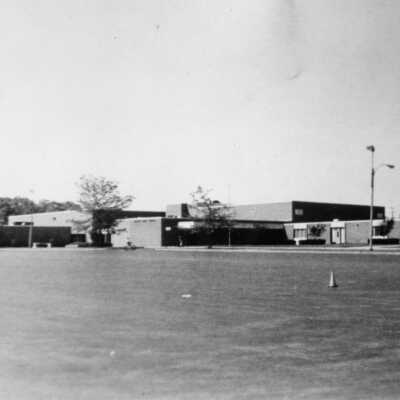 DeWitt High School (Middle School)