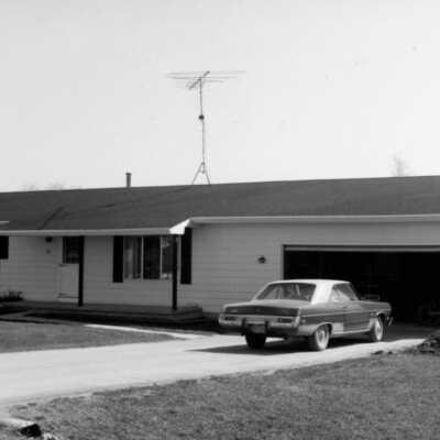 401 Riverview