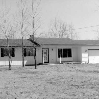 1233 Sandhill