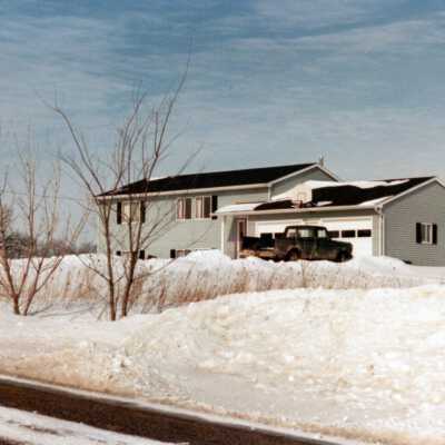 207 E. Herbison