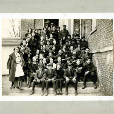 DeWitt School