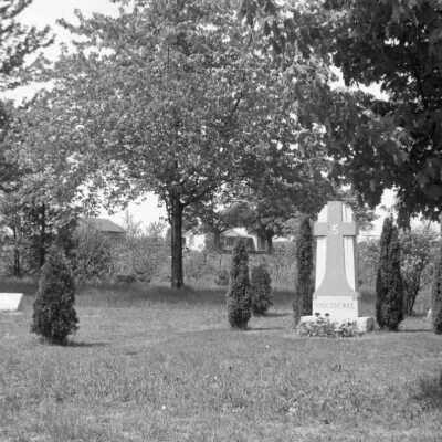 Believed to be Douglas Cemetery