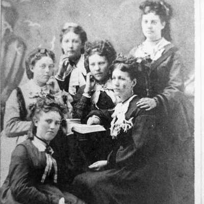 Riley Belles (Missing - scan from negative)