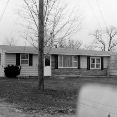606 Cedarwood