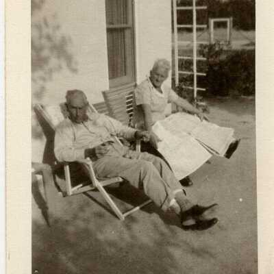 Walter Sr. and Maud in Chandler AZ 1947: 132