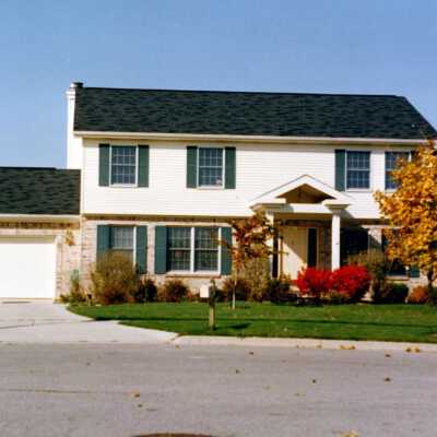 820 Amesbury,