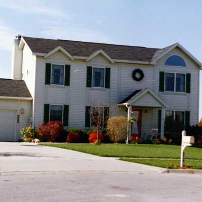 824 Amesbury,