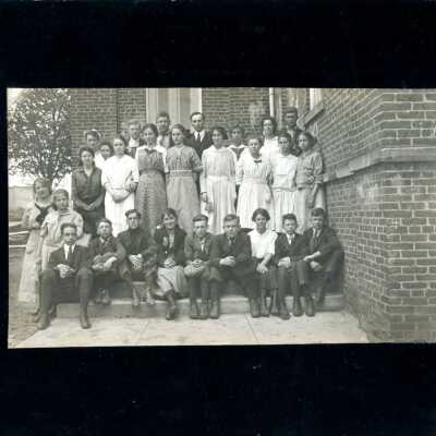 DeWitt School