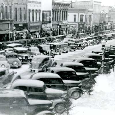 Clinton Avenue Christmas Shopping