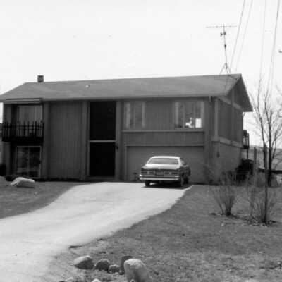 1507 Larkwood