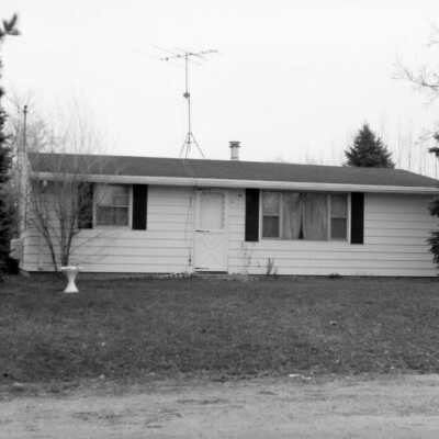 811 Pine
