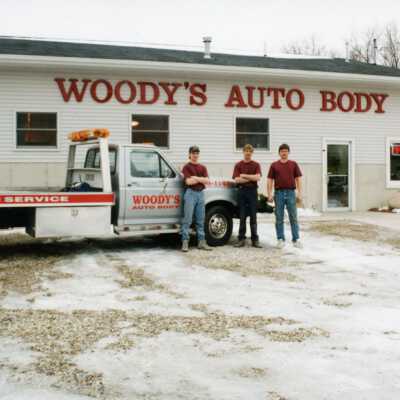 Woody's Auto Body
