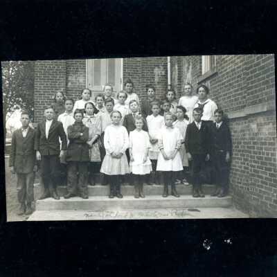 DeWitt School