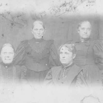 Smith Sisters