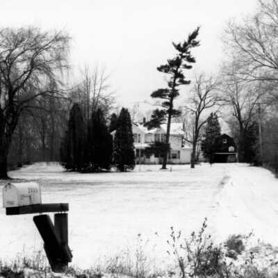 Main Street West 1006