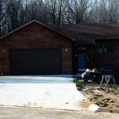 811 Birchwood
