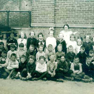 DeWitt School
