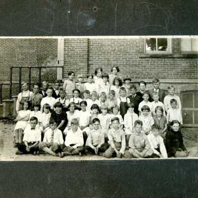DeWitt School