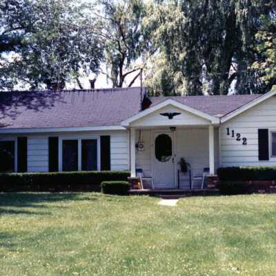 1122 Turner