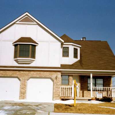 Amesbury Drive 804-811