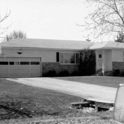 1605 Larkwood