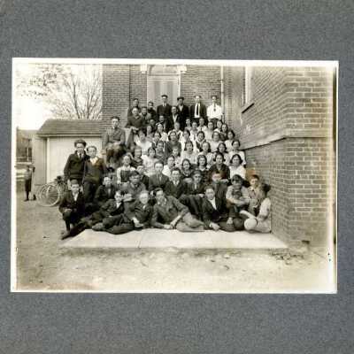 DeWitt School