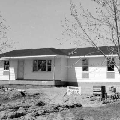 1402 Larkwood