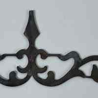 Hoole Chandelier of Stems with Small Leaves and Diamond Flower Template, Design 1554