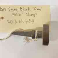 Hoole Small Blank Oval Metal Stamp