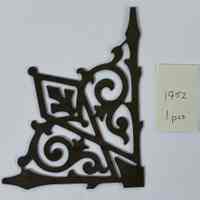 Hoole Corner Stems with Diamonds and Fleur de Lis Template, Design 1752