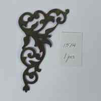 Hoole Corner with Small Leaves and Stem Swirl Template, Design 1514