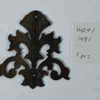 Hoole Floral Fleur de Lis Fan with Pot Template, Design 1425/1471