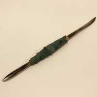 Double-ended tool