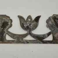 Hoole Tulip and Daisy Garland Stamp Die Template, Design 2496